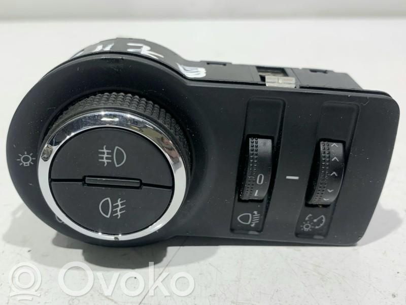 Chevrolet Cruze Light switch 