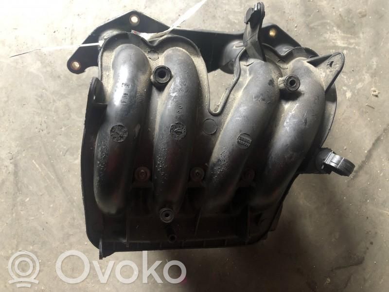 Citroen C3 Kolektorius įsiurbimo 