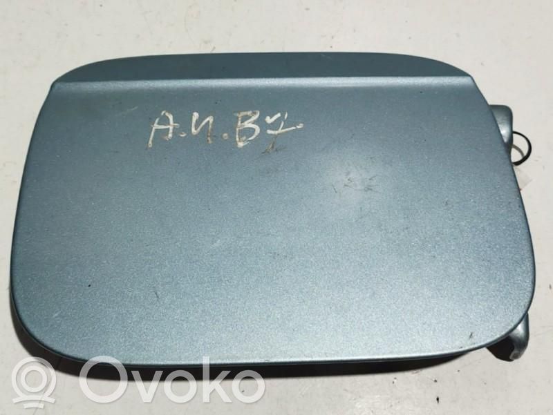 Audi A8 S8 D3 4E Apdaila aplink degalų bako dangtelį 