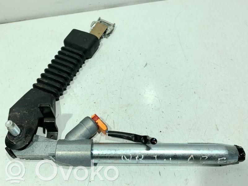 Nissan Qashqai Pas bezpieczeństwa fotela przedniego 
