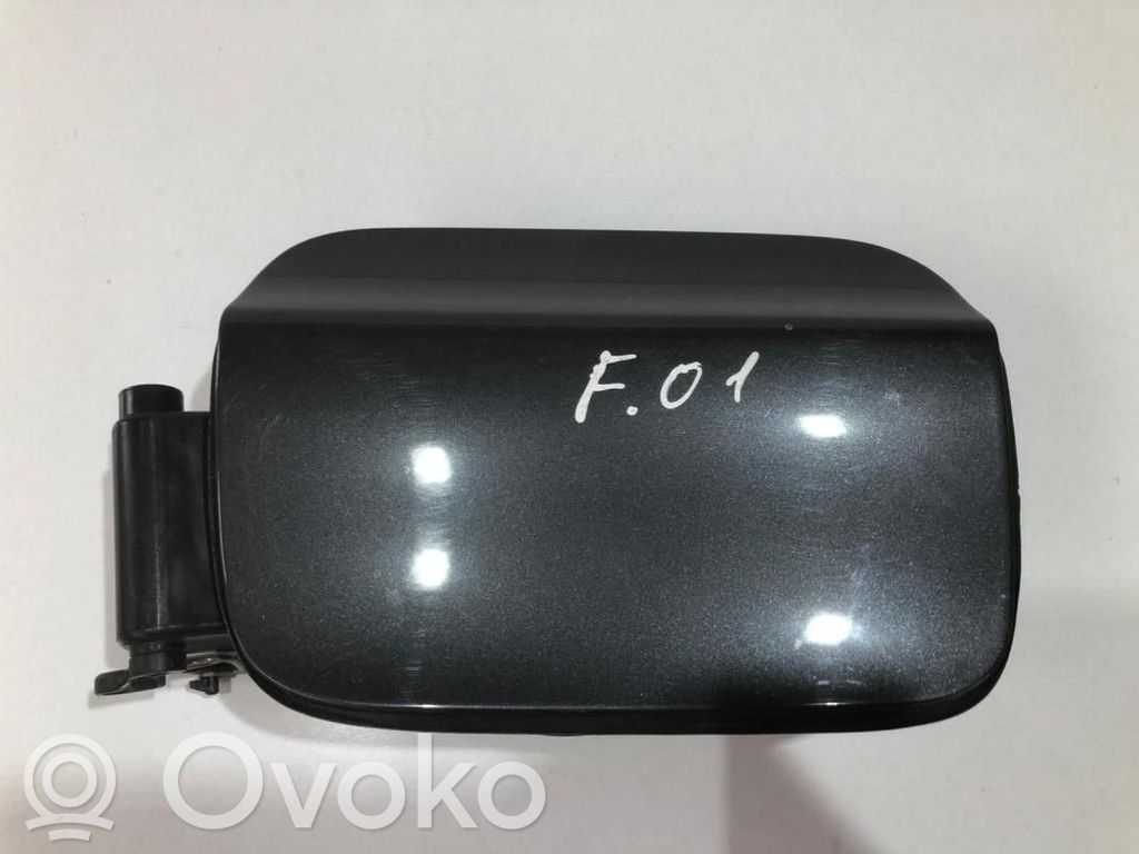BMW 7 F01 F02 F03 F04 Szyjka / Wkład wlewu paliwa 