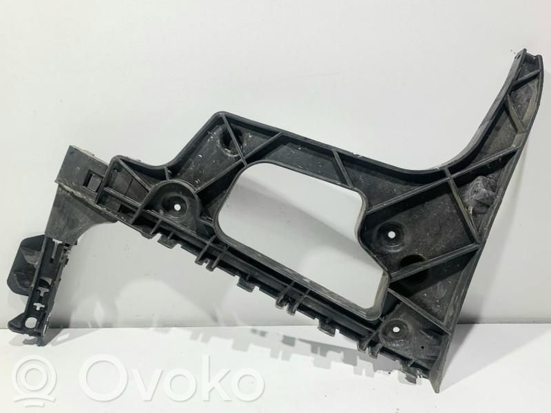 Front bumper mounting bracket   8T0807453LH
