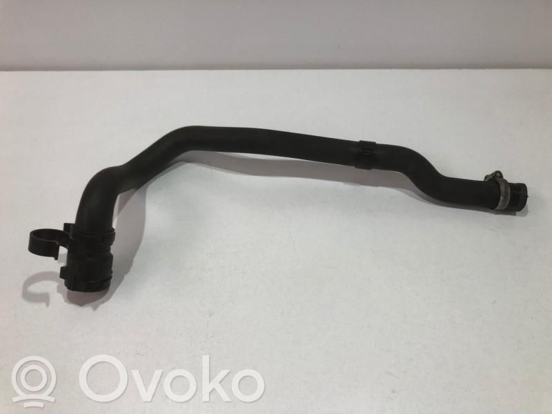 BMW 1 E81 E87 Conductă/furtun lichid de răcire 