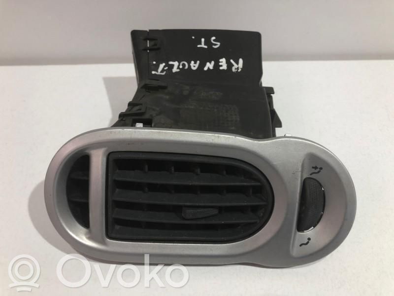 Oro grotelės lubose   4622616