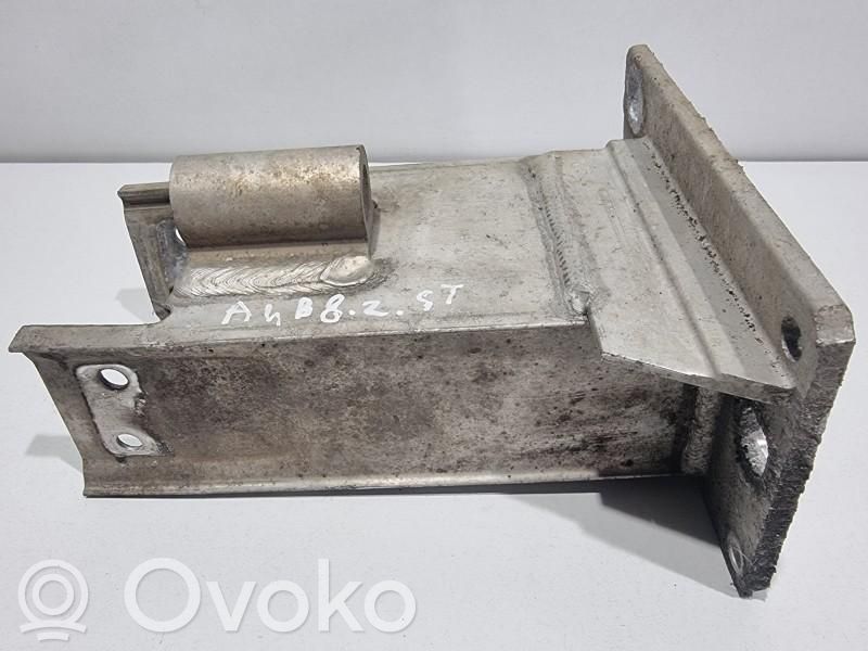 Audi A4 S4 B8 8K Poprzeczka zderzaka przedniego 
