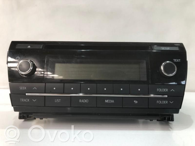 Toyota Corolla E160 E170 Radio/CD/DVD/GPS head unit 