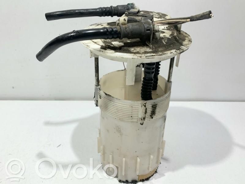 Bomba interna de combustible   170110001R