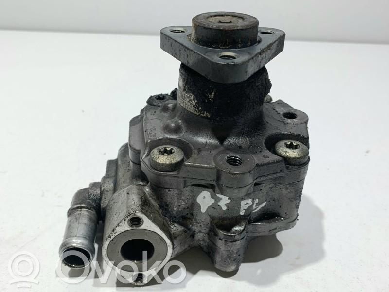 Audi Q7 4L Ohjaustehostimen pumppu 