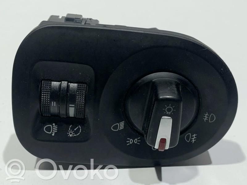 Seat Altea Interruptor de luz 