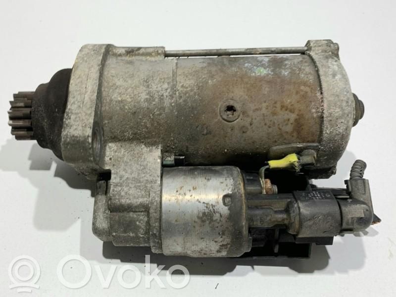Volkswagen Golf VI Rozrusznik 