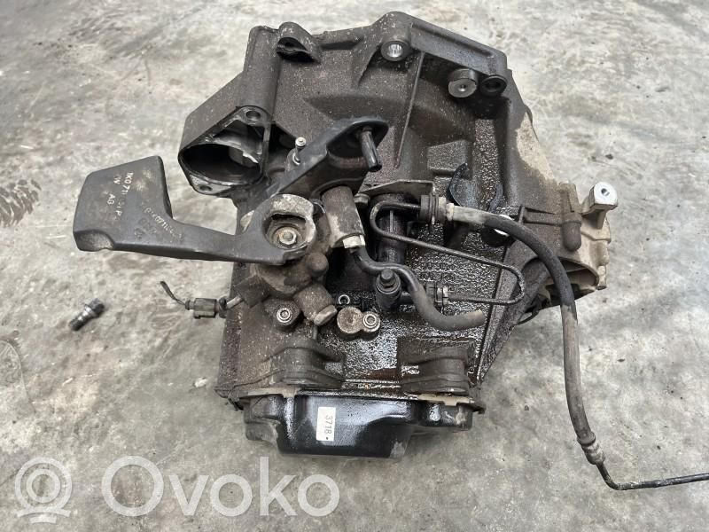 Volkswagen Golf VI Cutie viteze manuală cu 5 trepte 