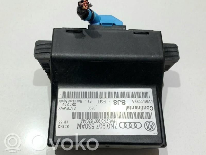 Volkswagen PASSAT B7 Gateway control module 