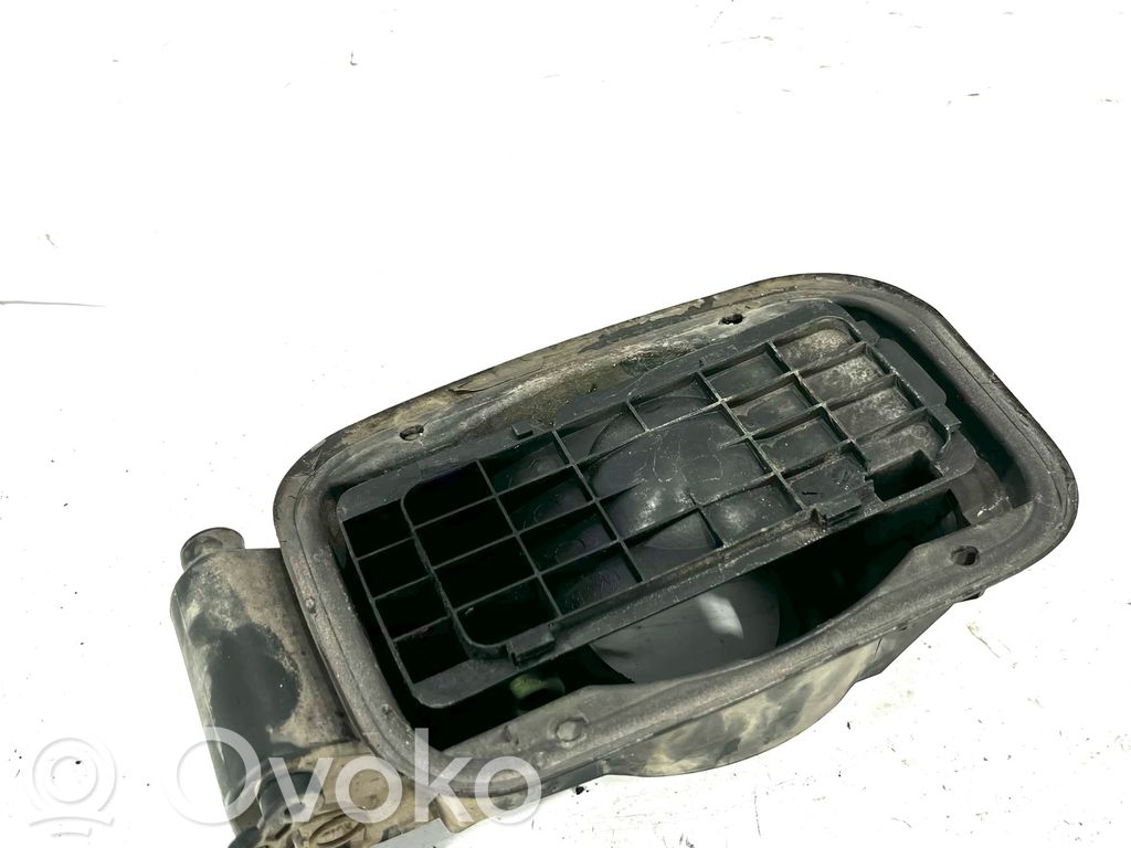 BMW 5 E60 E61 Degalų bako dangtelis 