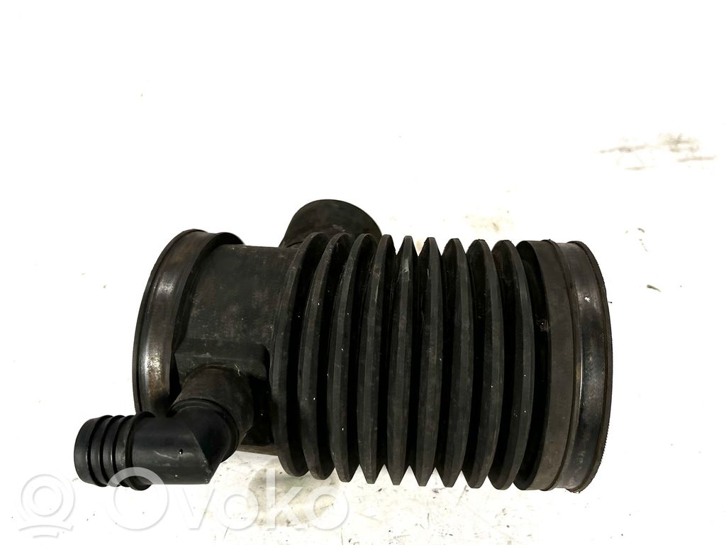 BMW 5 E39 Air intake duct part 