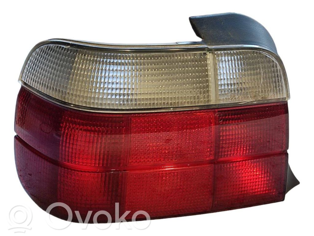 Rear/tail lights   9402924