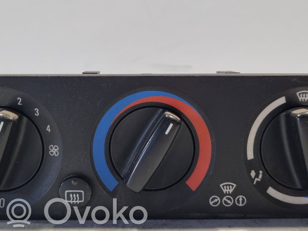 BMW 3 E36 Ilmastoinnin ohjainlaite 