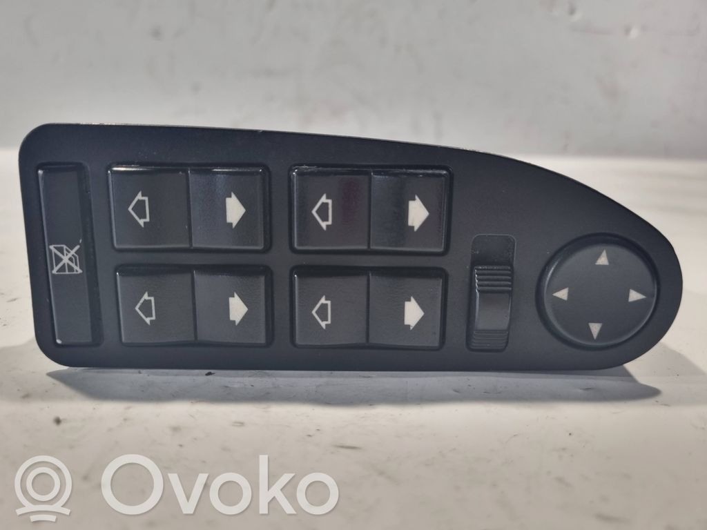 BMW 5 E39 Logu pacēlāju vadības slēdzis (-dži) 