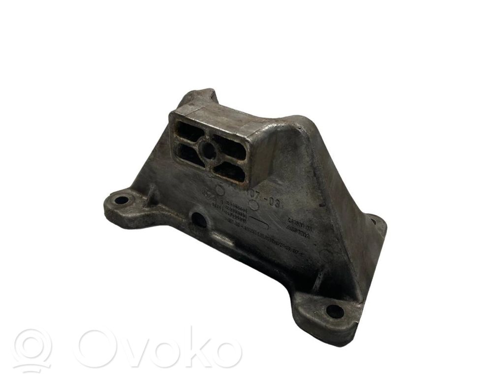 BMW 5 E60 E61 Support de boîte de vitesses 