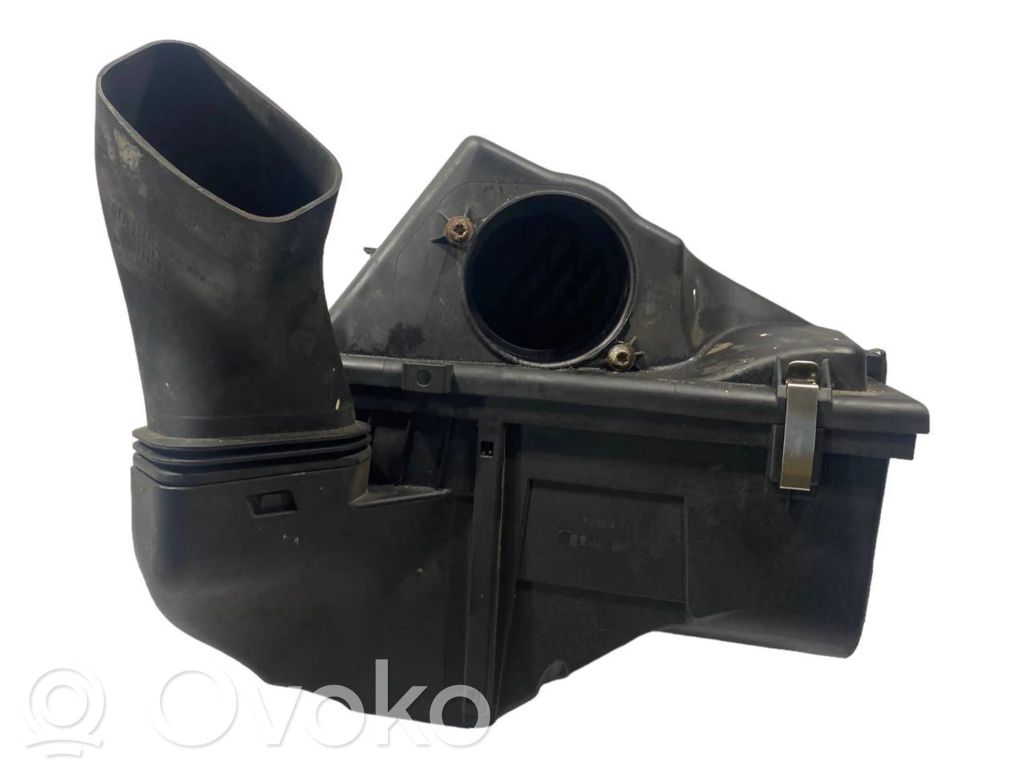 BMW 3 E90 E91 Air filter box 