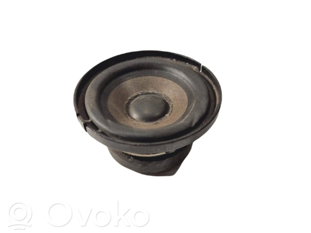 Altavoz de la puerta delantera   8366237,4913430559,114149