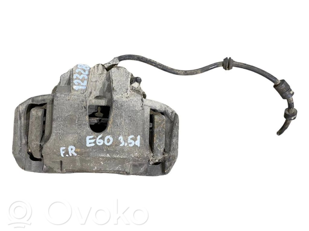 BMW 5 E60 E61 Priekinis suportas 