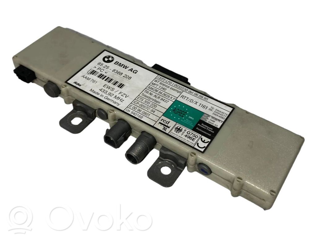 BMW 3 E46 Antenos stiprintuvas 