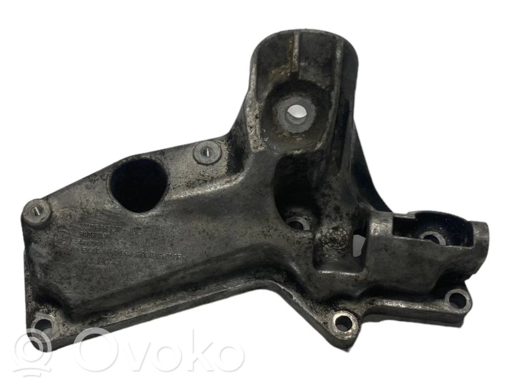 Halterung Lager Motor   6763217,22116763217