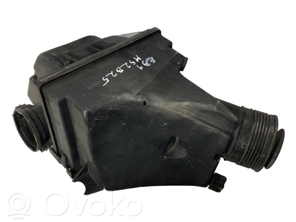 BMW 5 E39 Air filter box 