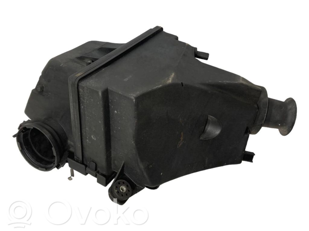 BMW 5 E39 Air filter box 