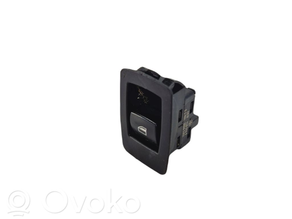 Elektrisko logu slēdzis   6945874,15939900,1067B