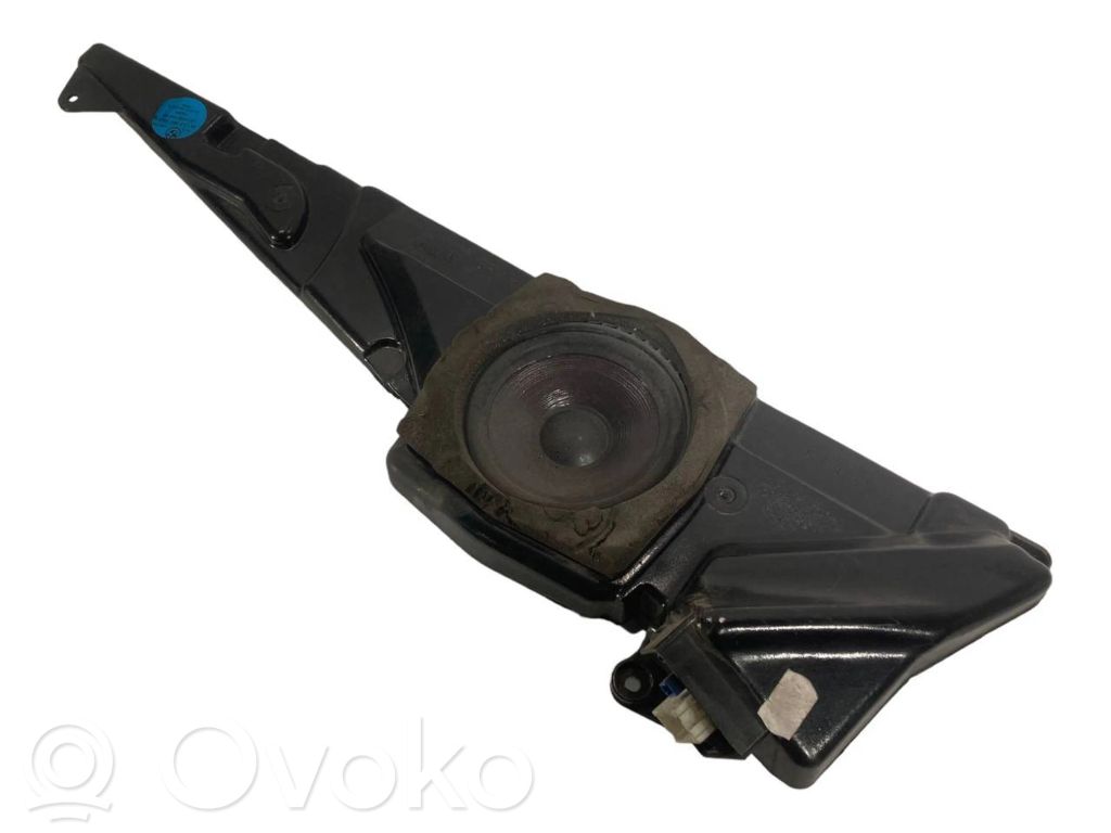 BMW 5 E39 Front door speaker 