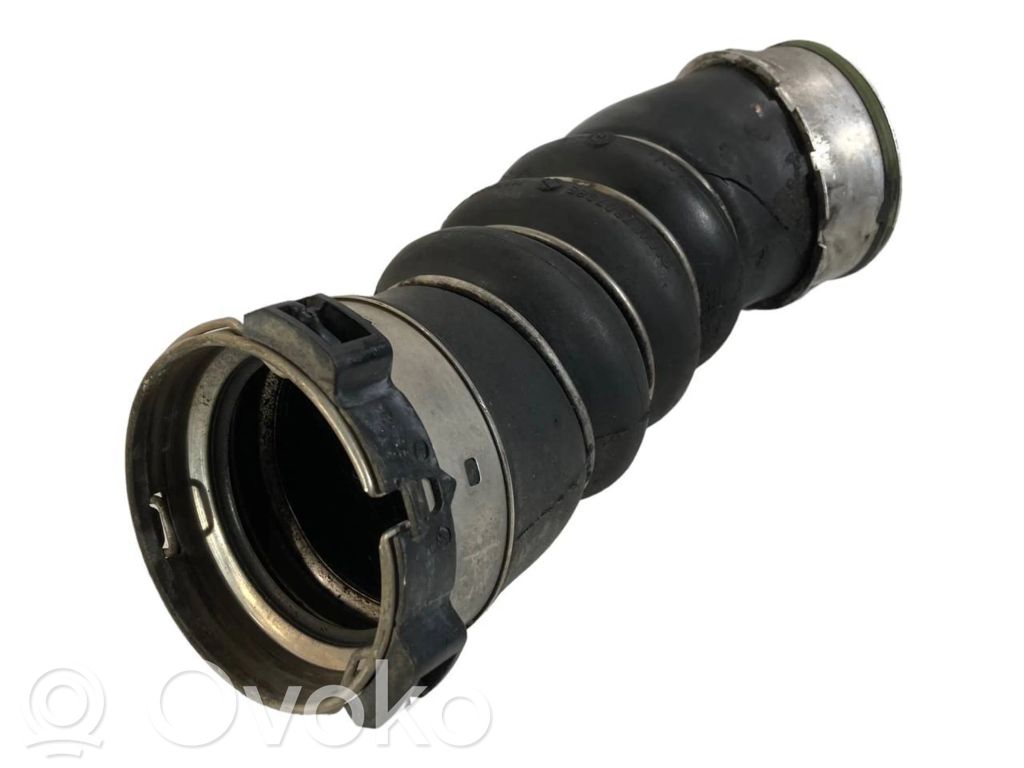 Intercooler hose/pipe   7807985