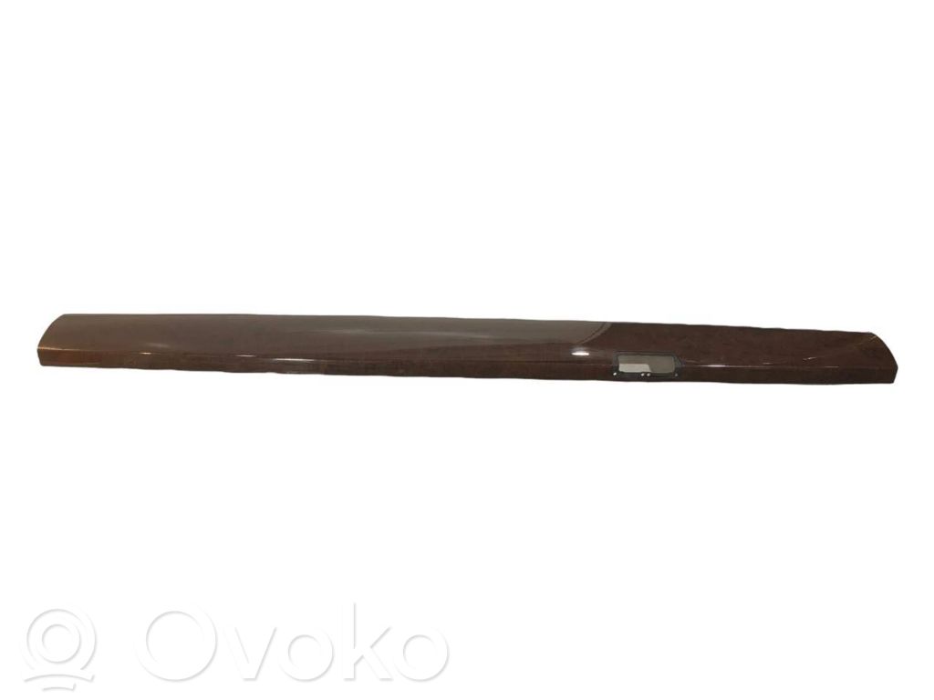 BMW 7 E65 E66 Kita palangės detalė 