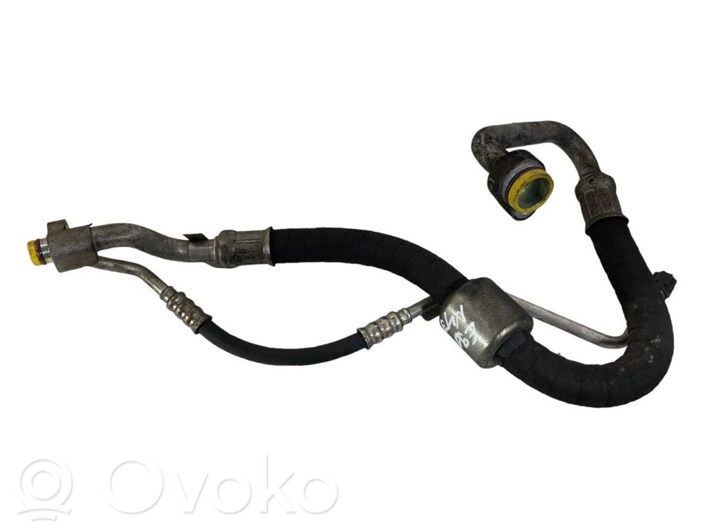 Ilmastointilaitteen putki (A/C)   9168365,64539168365