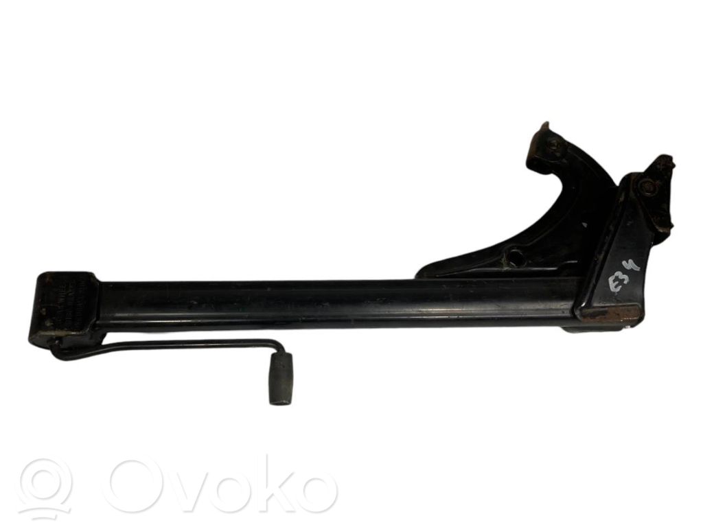 BMW 5 E34 Domkrats 