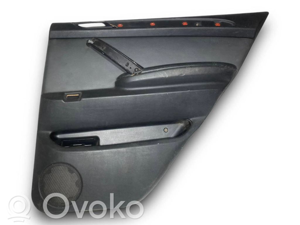 BMW X5 E53 Apšuvums aizmugurējām durvīm 