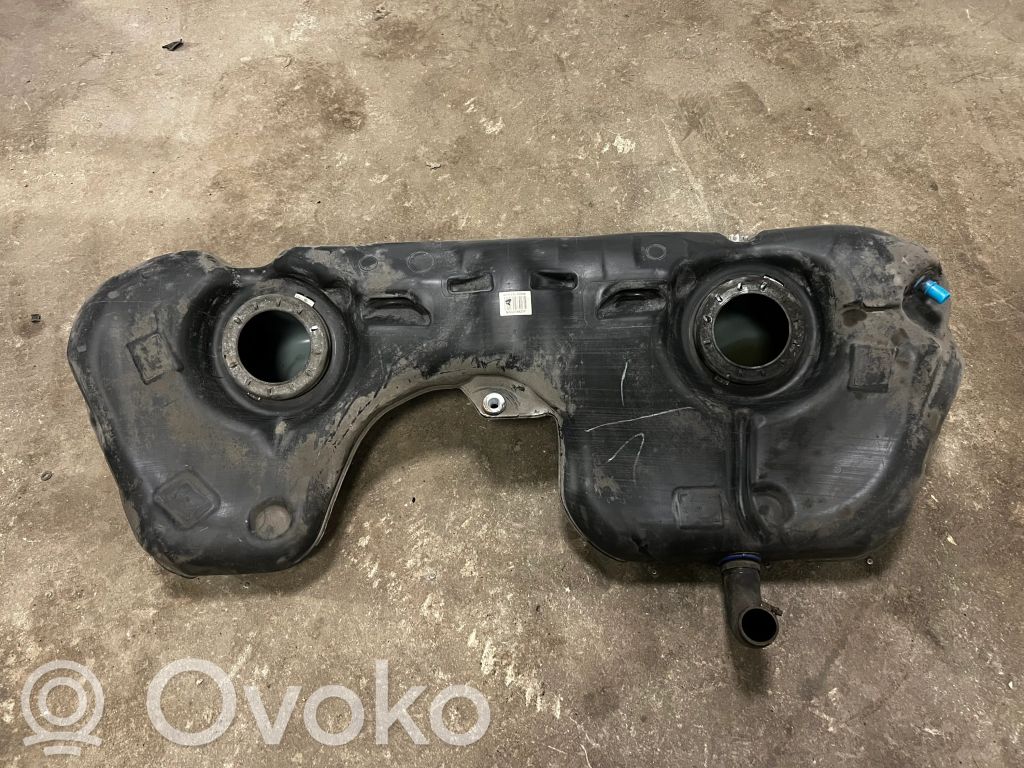BMW 3 E92 E93 Fuel tank 