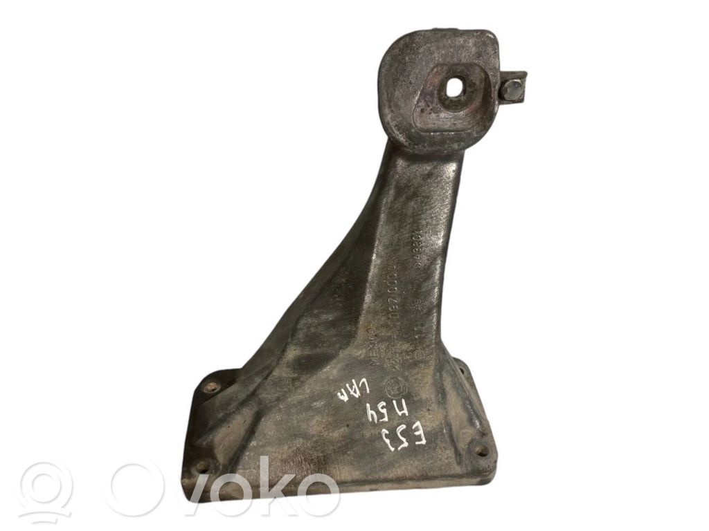 Engine mounting bracket   1097000,22111097000
