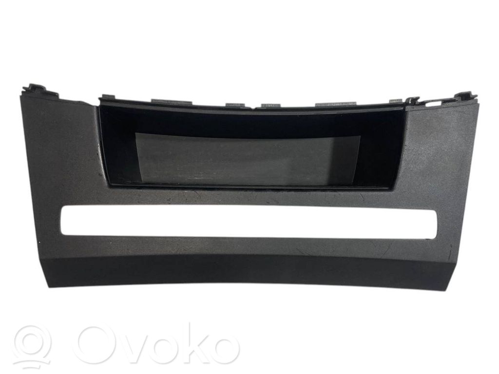 BMW 5 E60 E61 Glove box 