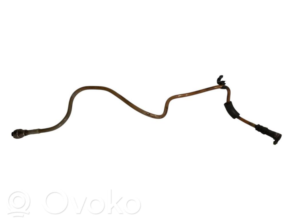 BMW 3 E46 Fuel line pipe 