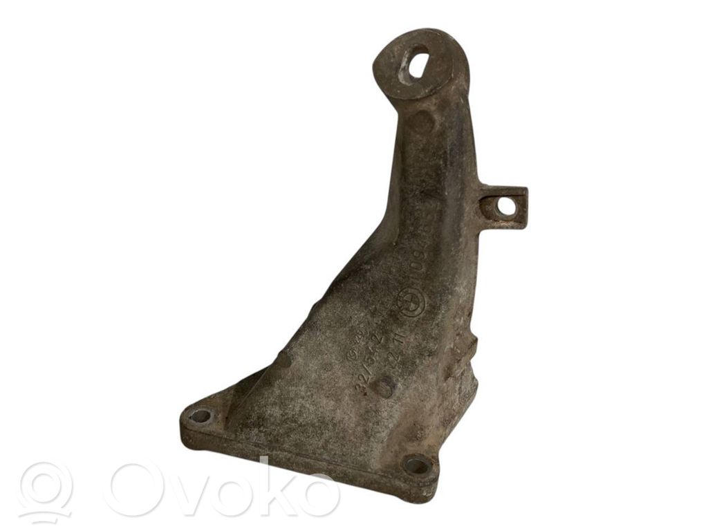 Halterung Lager Motor   1094652,22111094652