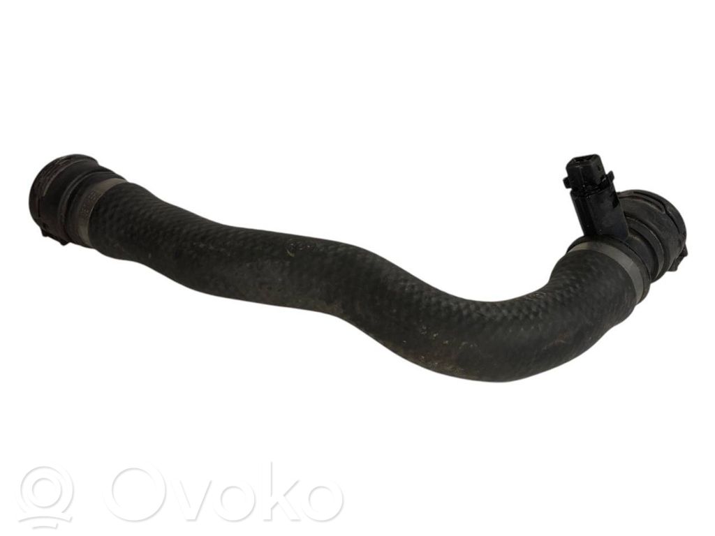 BMW 7 E65 E66 Tuyau de liquide de refroidissement moteur 