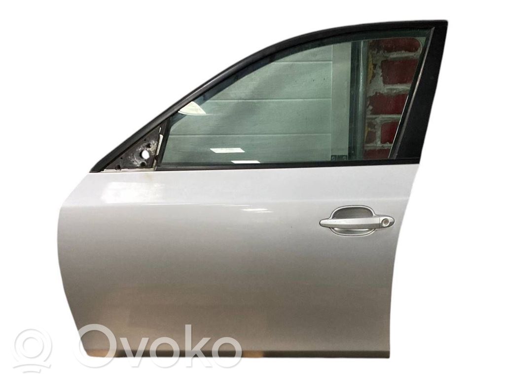 BMW 5 E60 E61 Puerta delantera 