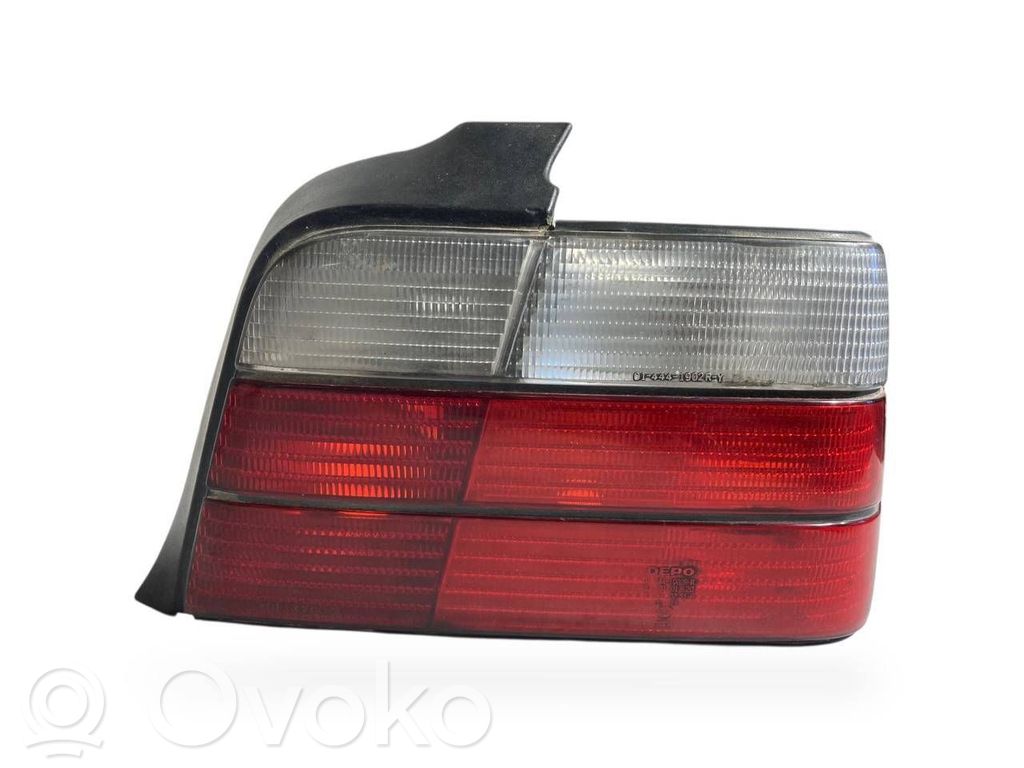 Rear/tail lights   1387364