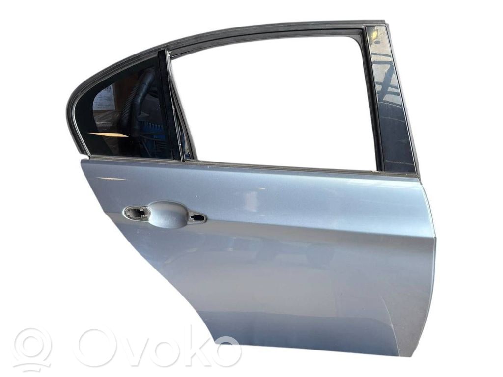 Rear door   6938249,6930633
