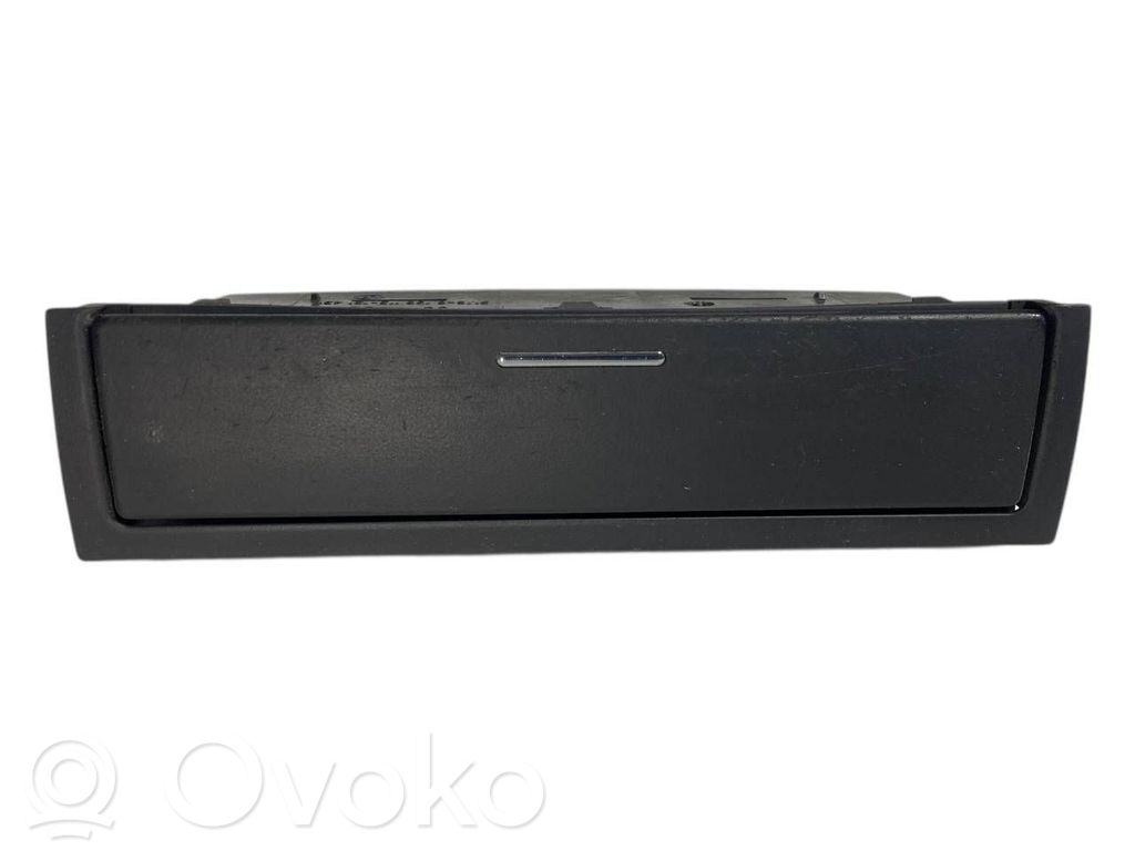 Glove box   8196115,51168196115,8202188,51168202188