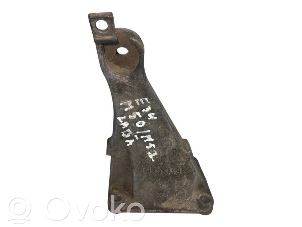 BMW 5 E34 Engine mounting bracket 