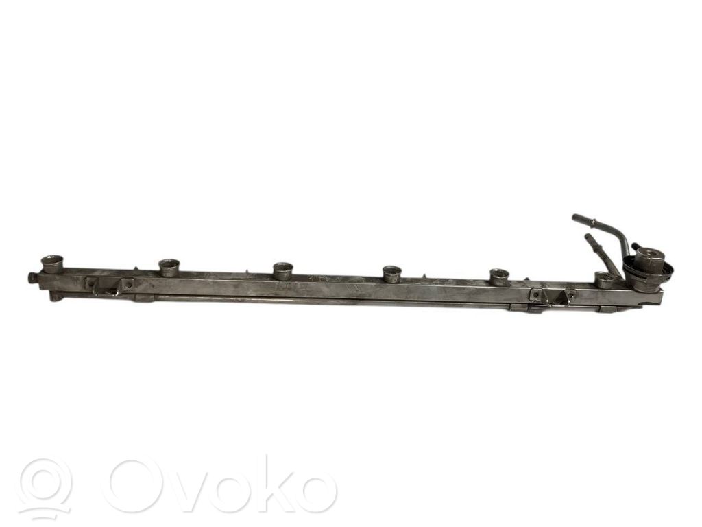 BMW 5 E39 Fuel main line pipe 