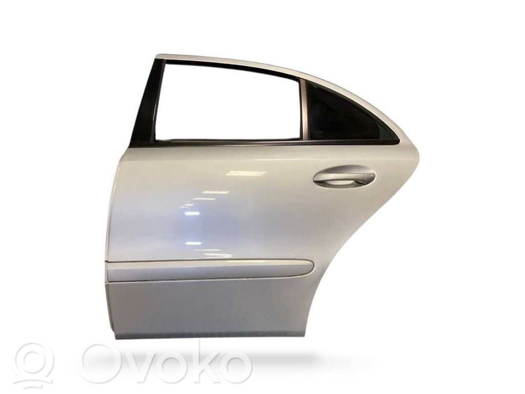 Puerta trasera   A2115408308,43R001025