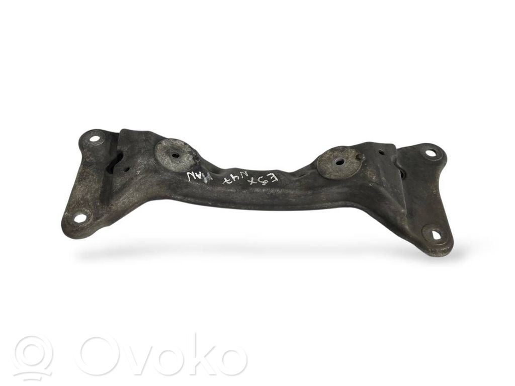 BMW 3 E90 E91 Gearbox mounting bracket 